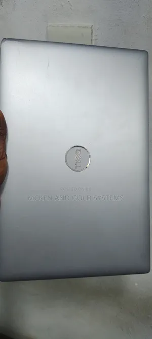 Laptop Dell Latitude 5520 16GB Intel Core i7 SSD 512GB