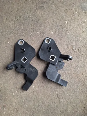 Head Lamp Bracket Glc350 253