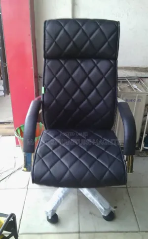 Quality.Leather Chair