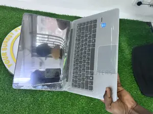 New Laptop HP EliteBook Folio 1040 G2 8GB Intel Core I5 SSD 256GB