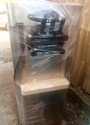 3 Nozzles Ice Cream Machines