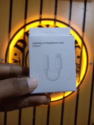 Lightning To 3.5mm Headphone Audio Jack Adapter For iPhone
