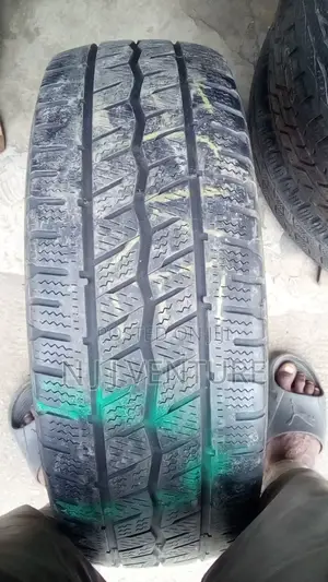 275 40 R18 Piller Tyre Tukunbo