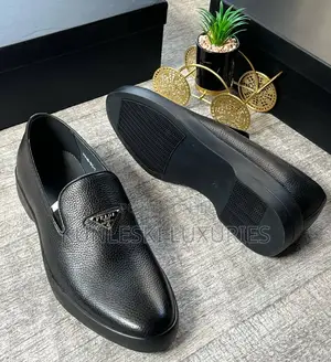 Original Prada Logo Loafers Shoes in 2 Color-Ways