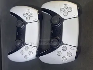 Super Neat Used Ps 5 Controllers