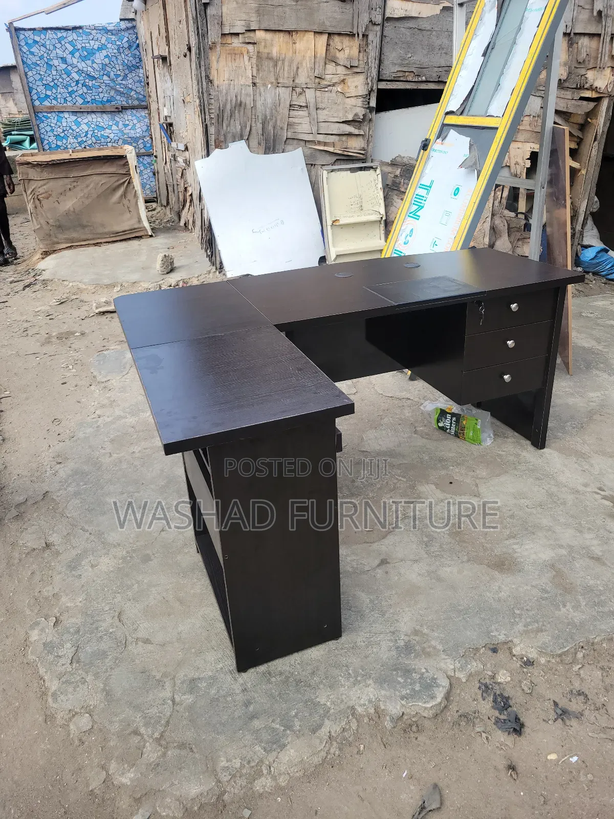 Executive Corner Table