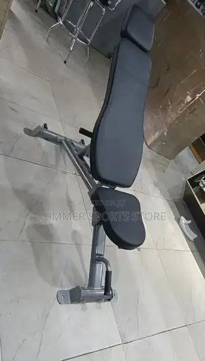 Adjustable Commercial Bench Press