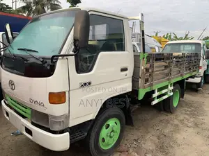 Toyota Dyna 200