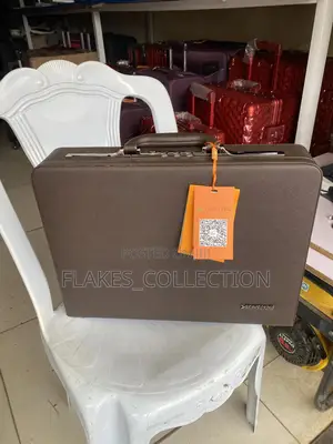 Leaves King Briefcase