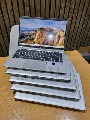 Laptop HP EliteBook 640 G9 16GB Intel Core i5 SSD 256GB