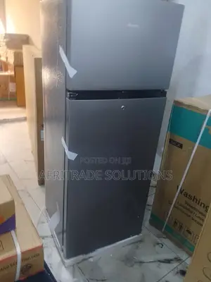 Hisense 205l Refrigerator Ref205dr – Adjustable Glass Shelve