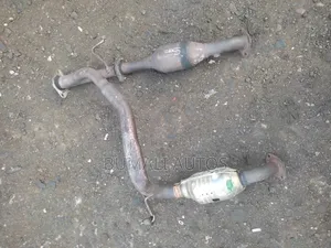Center Catalyst Converter for Toyota Tacoma 2006-2012 Model
