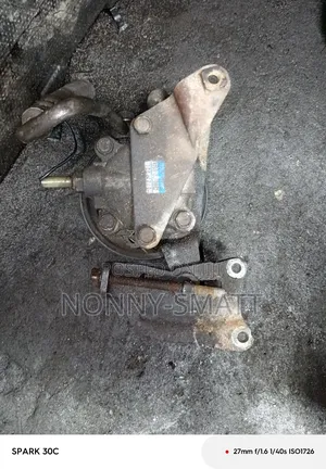 Power Steering Pump for Mazda MPV/626 4 Plug 2001