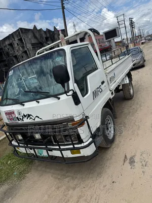 Toyota Dyna 1997 White
