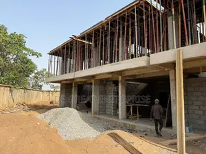 5bdrm Duplex in Private, Utako for sale