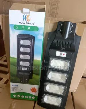 4 Eyes All in One Plastic Body Solar Light