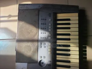 Yamaha Keyboard