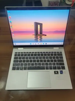 Laptop HP EliteBook 830 G9 16GB Intel Core I5 SSD 256GB