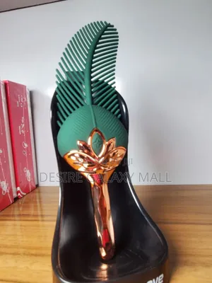 Peacock Feather Vibrator