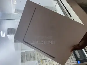New Laptop Apple MacBook Air 2024 M3 13-Inch 8GB Apple M3 SSD 256GB