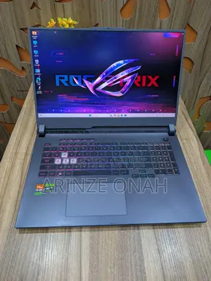 Laptop Asus ROG Strix G17 16GB Intel Core I7 SSD 1T