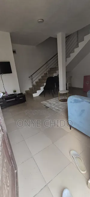 Living Spring Apartment