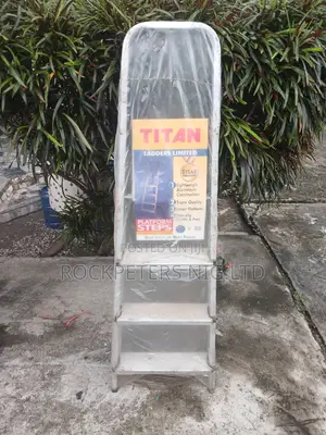 Titan 4-Steps Aluminium Platform Ladder