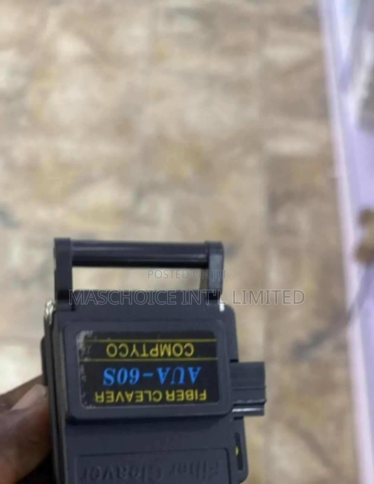 Fiber Optic Cleaver Aua60s