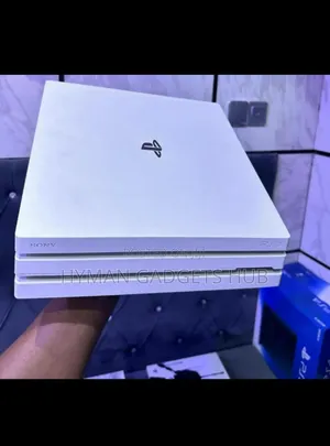 Grade a Foreign Used Ps4 Pro With 2 Controller S