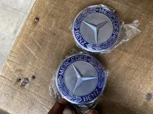 Mercedes Rim Cover