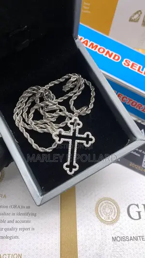 Moissanite Cross Pendant Chain
