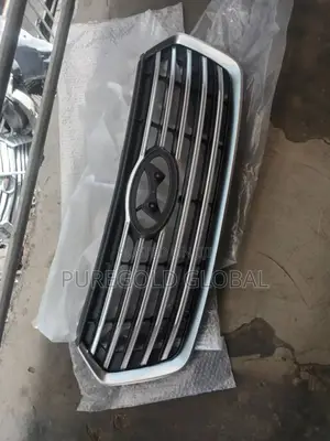 Hyundai Santafe Grand 2018 Front Grille