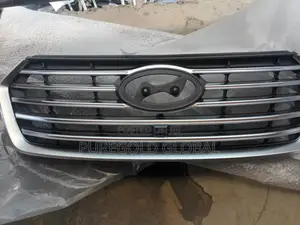 Santafe 2017 and 2018 Grille With Camera Hole