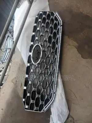 Santafe 2023 Model Front Grille