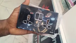 13 Double With 1 Usb Port+Type C Port Black Body