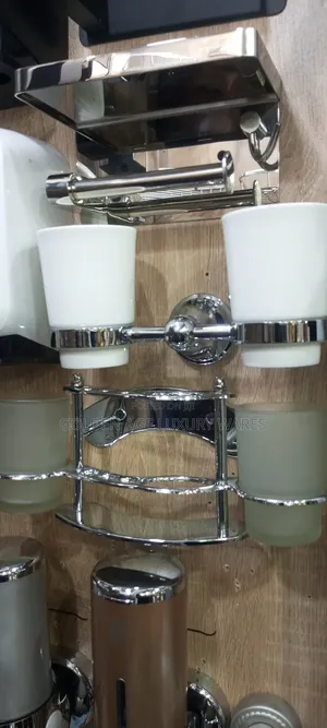 Tooth Brush Holder