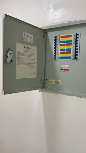 Standard Quality D6 18 Way MCB Distribution Board