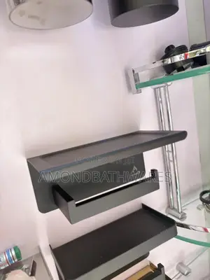 Tissue Holder