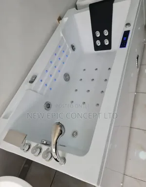 England Made Single Jacuzzi