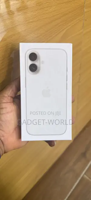 New Apple iPhone 16 128 GB White