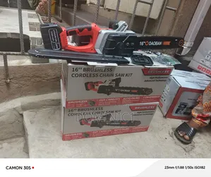 16 Inch Cordless Chainsaw