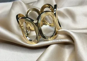 Curvy Gold Chunky Bangles