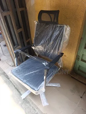 High Quality Design Office Chair With Headrest