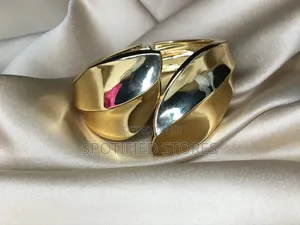 Gold Chunky Bracelet