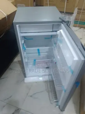 Aeon 90 L Mini Fridge – Compact Table‐Top Cooler