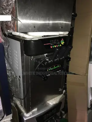 New Direct Tokunbo Soft Ice-Cream Machine 3mouth Dispenser