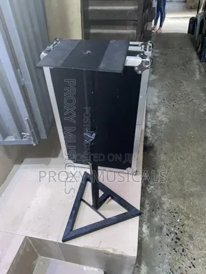 Speaker Stand
