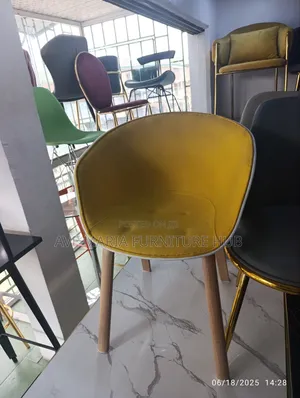 Dinning/Restaurant Chair