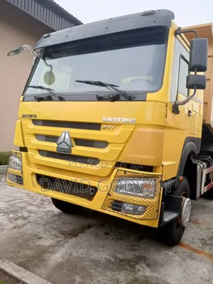 Foriegn Used Howo Truck 10 Tyres 2019 Yellow