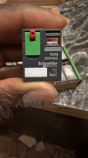 Schneider Relay 14pins 230v